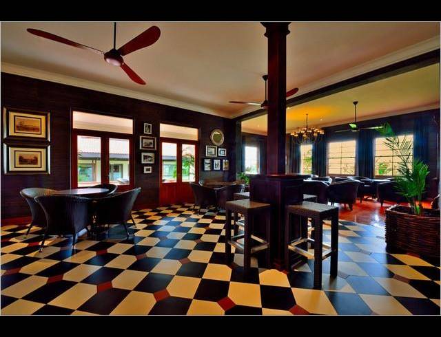 LAND FOR SALE IN LEISURE BAY